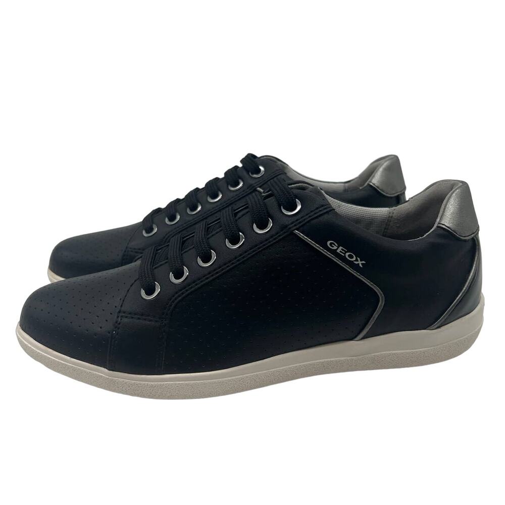 GEOX Perforated Leather Size 6 M Lace-Up Sneakers Nihal Black
